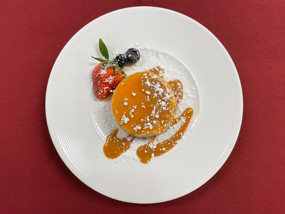 Dessert plate with fresh berries